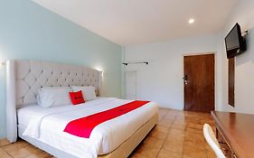 RedDoorz Plus near Kebayoran Baru Blok S